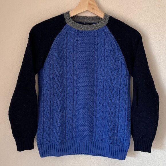 GUC GapKids Cable Knit Crewneck Sweater - Picture 1 of 6